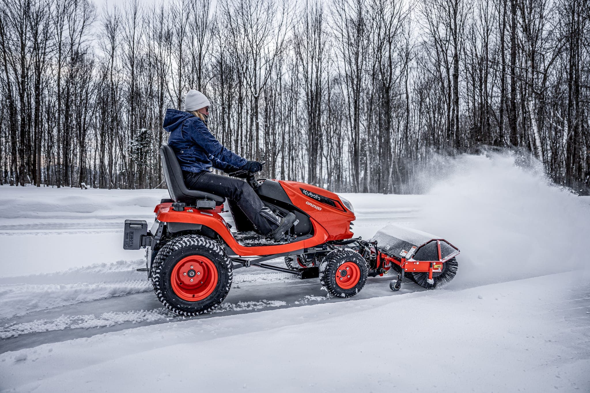 Lawn & Garden Kubota Mowers — photo 9