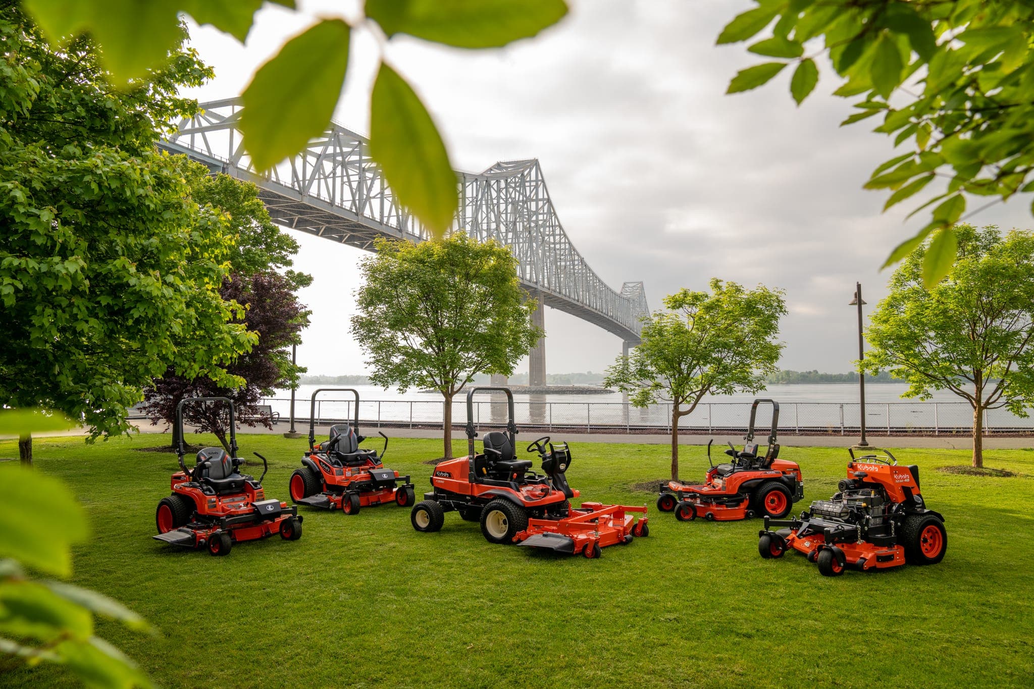 Zero-Turn Kubota Mowers — photo 2