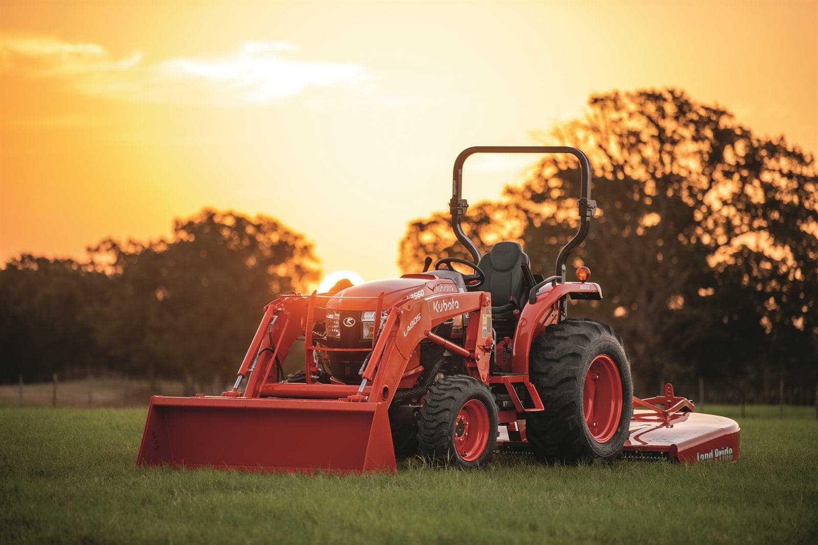 LX Series Kubota Tractors — photo 4