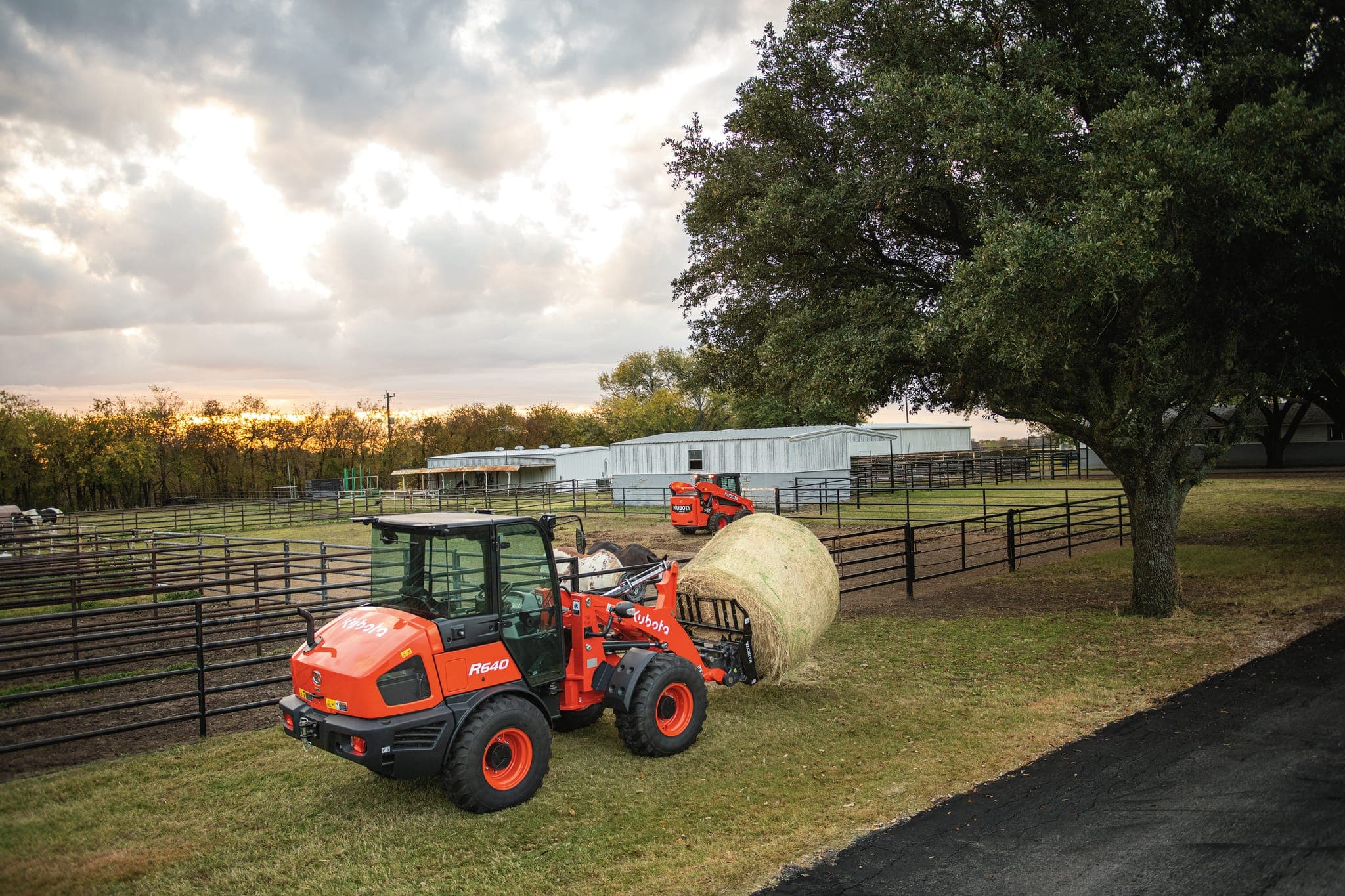 R640 Kubota Wheel Loaders — photo 8